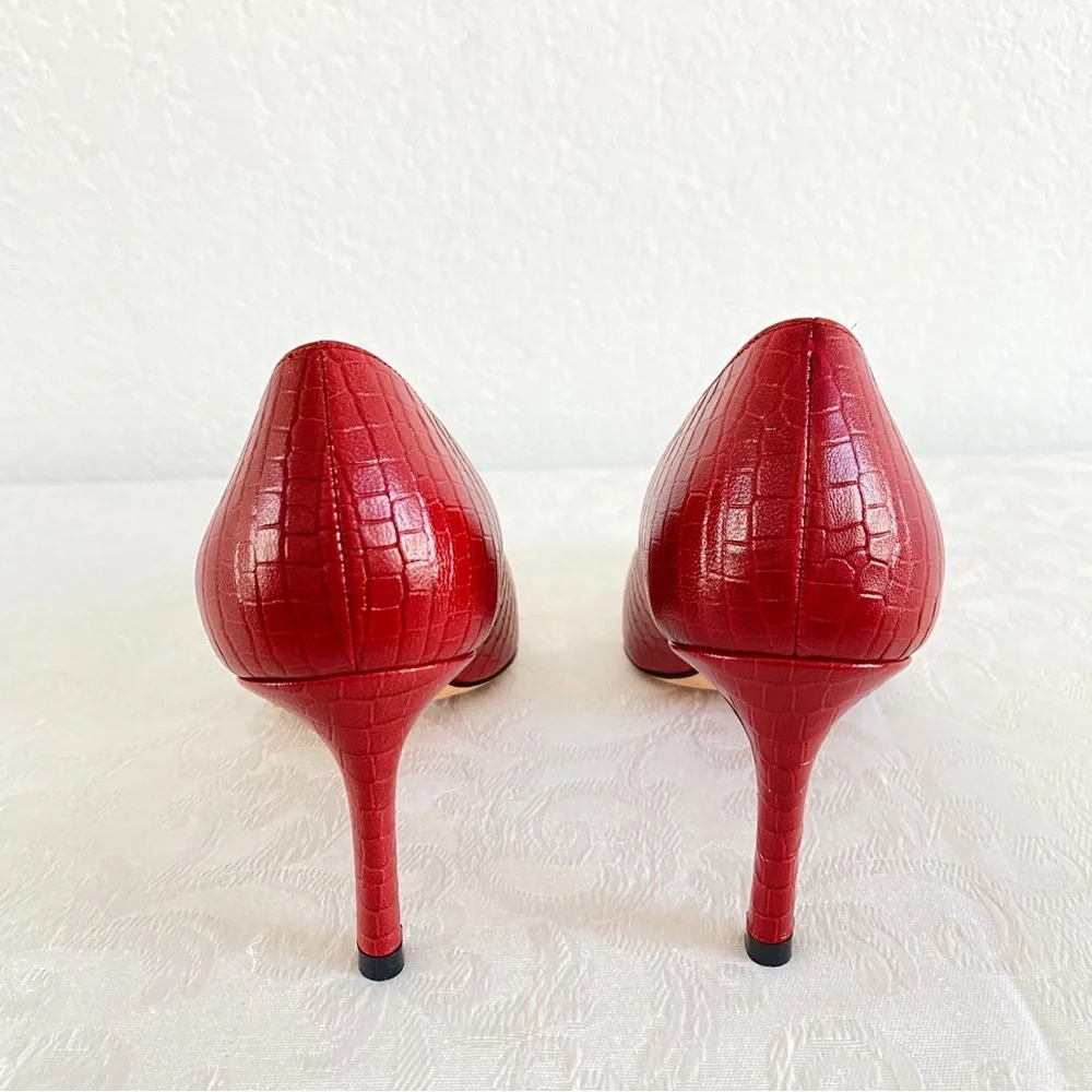 Stuart Weitzman our signature
